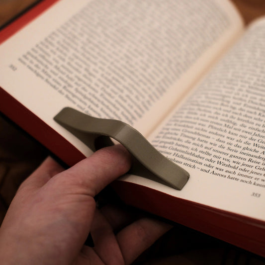 Thumb Page Holder 